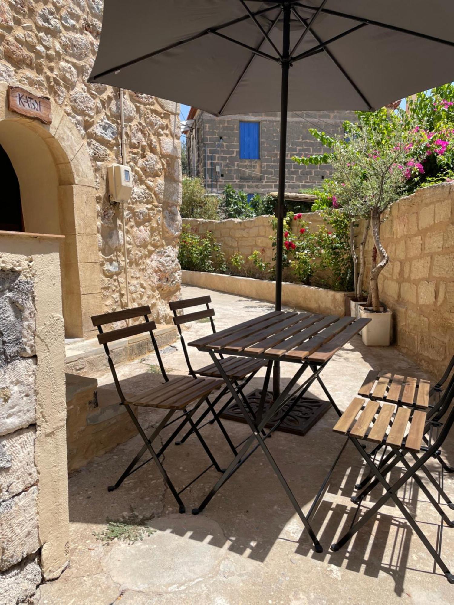 Pyrgos Fassea Kardamyli Villa Bagian luar foto