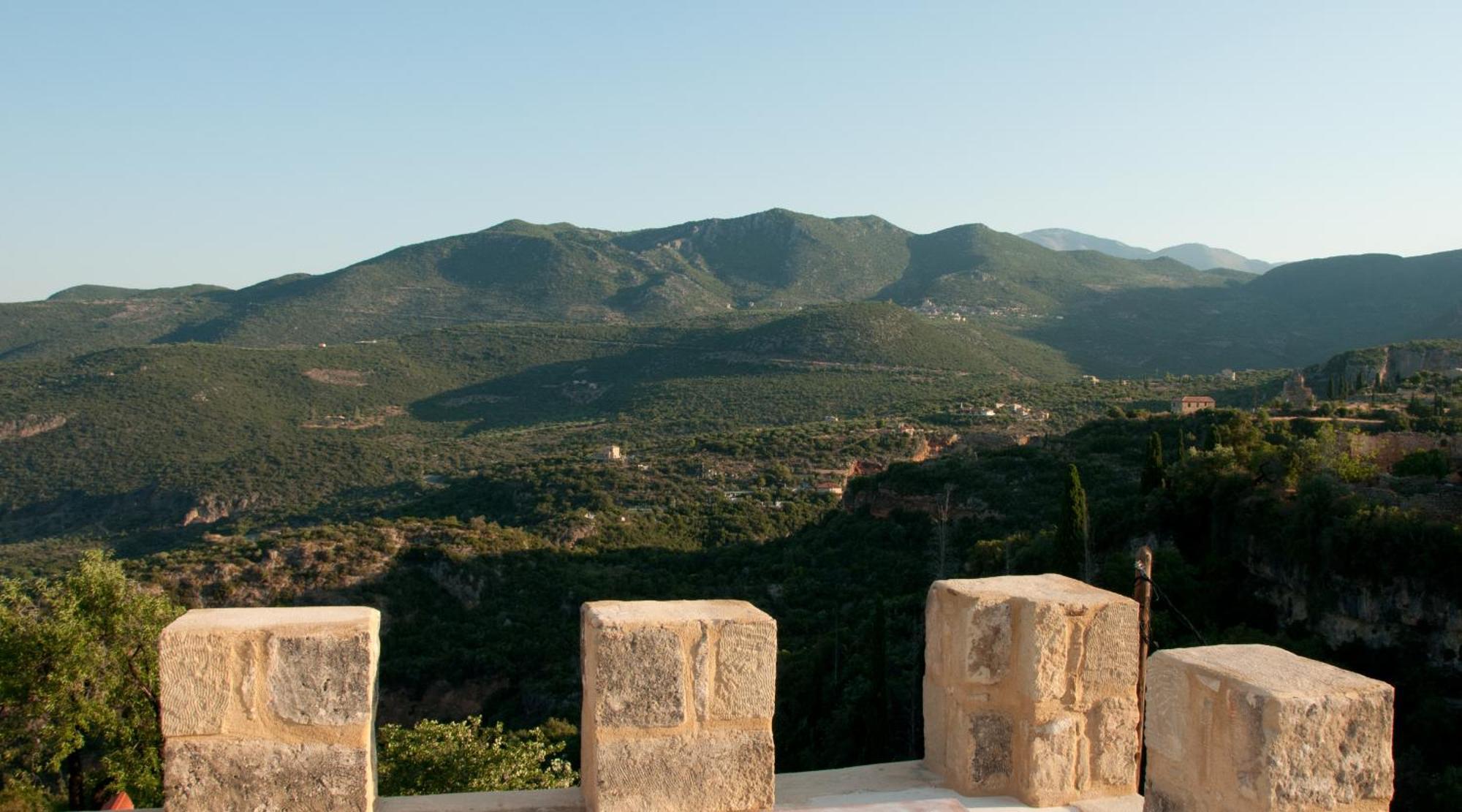 Pyrgos Fassea Kardamyli Villa Bagian luar foto